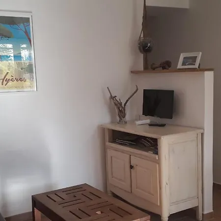 Les Figues Et Les Cigales Apartmán *