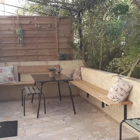 Les Figues Et Les Cigales Apartmán *