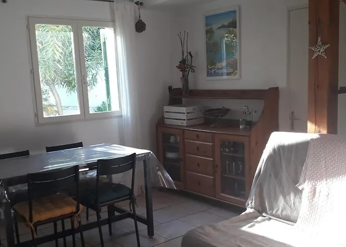 Les Figues Et Les Cigales Lejlighed