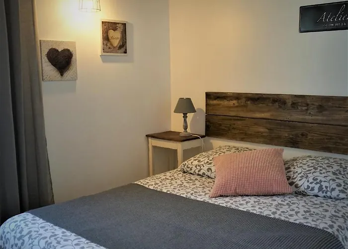 Les Figues Et Les Cigales *